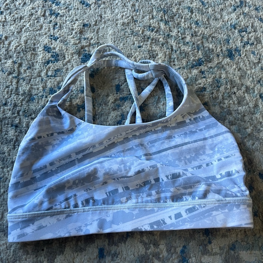 Lululemon Energy Bra Whirlwind Energy Bra White size 4 - Picture 4 of 5